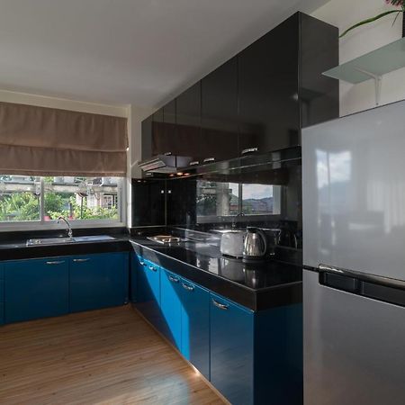 Ferienwohnung Goldstone Residency Patong , Phuket Exterior foto